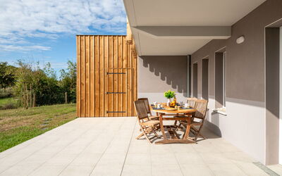 Accommodation:&nbsp;Jade et Elena 200.4