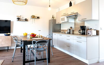 Accommodation:&nbsp;Jade et Elena 200.3