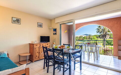 Accommodation:&nbsp;Les Marines de Gassin 320.16