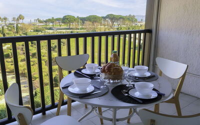Accommodation:&nbsp;Les Marines de Gassin 320.3