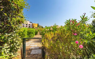 Accommodation:&nbsp;Les Marines de Gassin 320.9