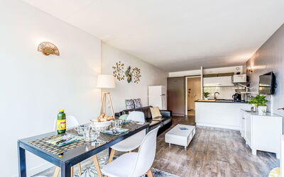 Accommodation:&nbsp;Les Marines de Gassin 320.10