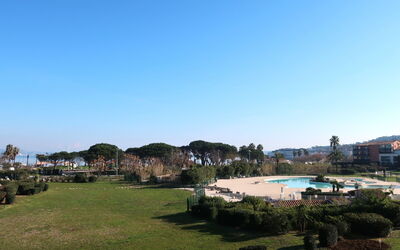 Accommodation:&nbsp;Les Marines de Gassin 320.8