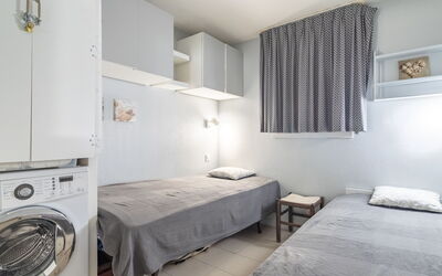 Accommodation:&nbsp;Les Marines de Gassin 320.9