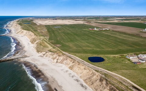 Vili - 100M from the Sea: Ecoregion, Coast, Coastal And Oceanic Landforms, Shore, Sea, Ocean, Sand, Bay, Beach