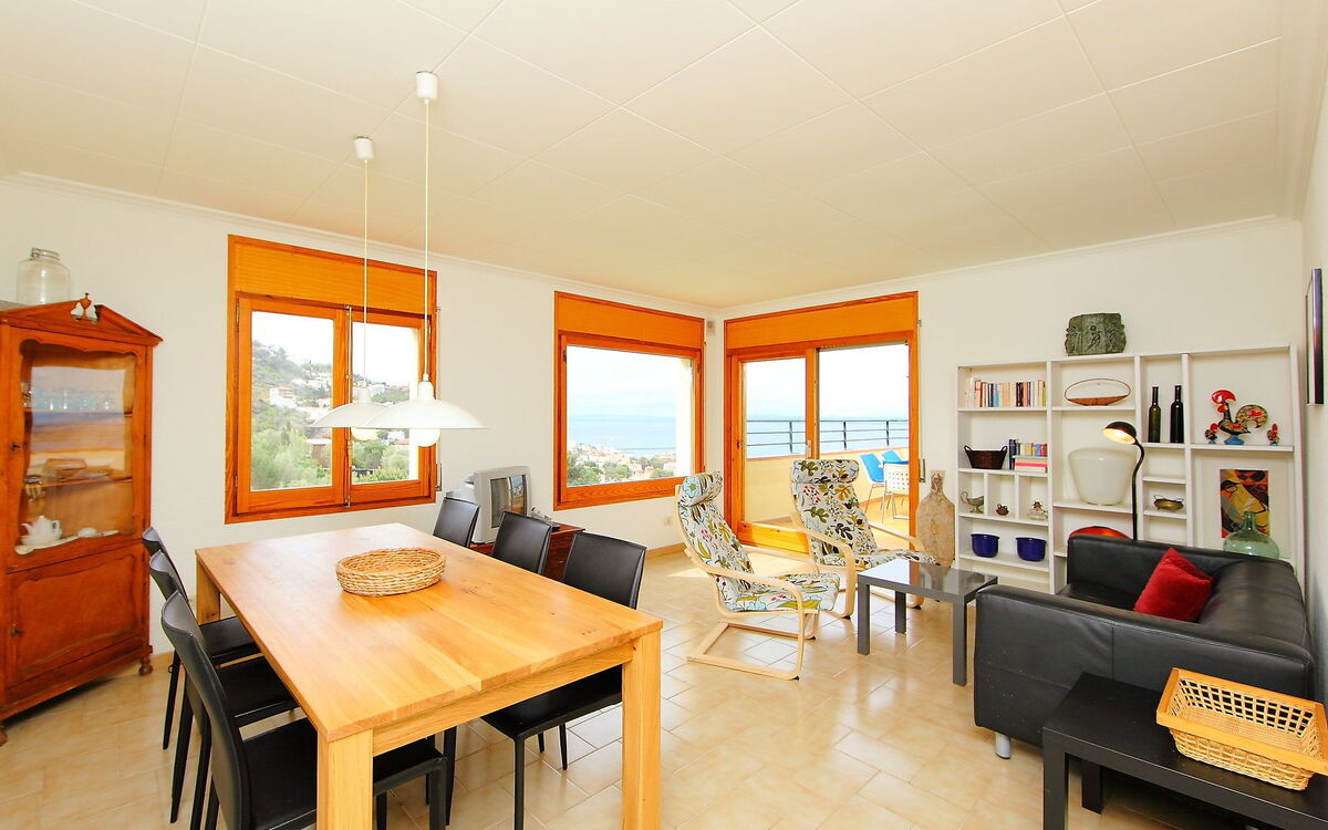 Accommodation:&nbsp;Las Alondras 325.2