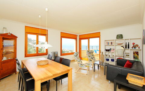 Roses 325: Room, Property, Furniture, Building, Interior Design, Real Estate, House, Living Room, Table, Orange