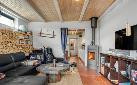 Hansa - 300M from the Sea: Roof, House, Home, Cottage, Siding, Estate, Driveway, Garden Buildings, Yard, Shed