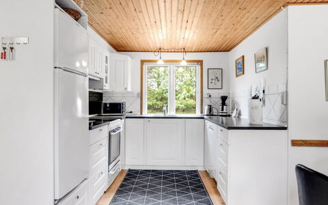 Ahnandia - 200M from the Sea: 
