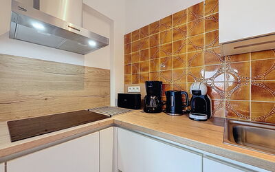 Accommodation:&nbsp;Soley with Parking 420.3