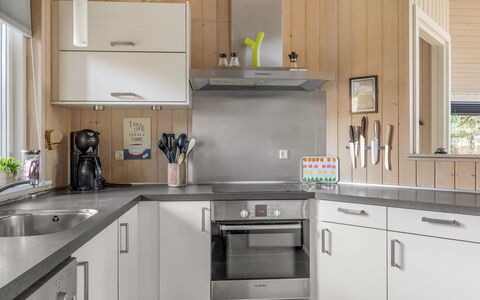 Næwe - 30Km from the Sea: Kitchen, Kitchen Appliance, Countertop, Major Appliance, Cabinetry, Interior Design, Home Appliance, Furniture, Sink, Flooring