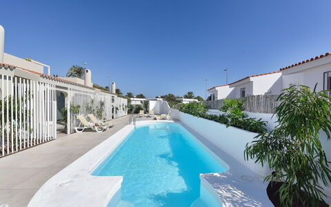 New Velsuites Ii: Water, Sky, Property, Building, Azure, Urban Design, Plant, Leisure, Aqua, Condominium