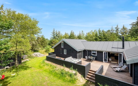 Baggi - 900M from the Sea: House, Home, Cottage, Estate, Yard, Farmhouse, Siding, Garden Buildings, Porch