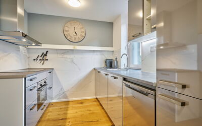 Accommodation:&nbsp;Trendy Mountain Terrace Retreat 40.2