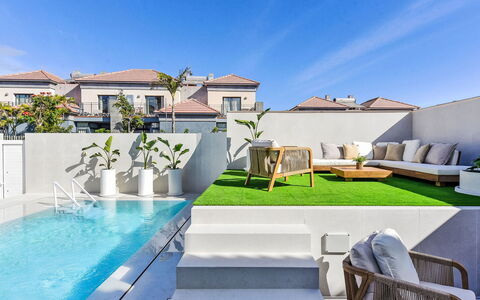 Meloneras Hills 16: Swimming Pool, Home, Composite Material, Resort, Estate, Eco Hotel, Villa, Balcony, Courtyard, Landscaping