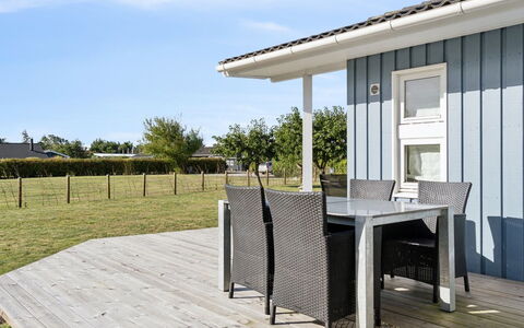 Ilsi - 275M from the Sea: Home, Cottage, Porch, Siding, Farmhouse, Outdoor Structure
