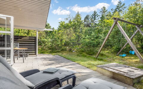 Brunetta - 350M from the Sea: Wood, Home, Porch, Deck, Hardwood, Roof, Wood Stain, Wood Flooring, Eco Hotel