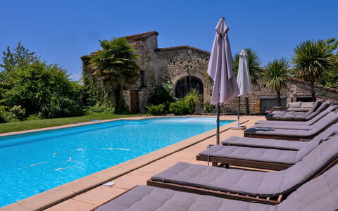 Larroque Haute: Water, Sky, Property, Daytime, Plant, Swimming Pool, Azure, Building, Tree, Architecture
