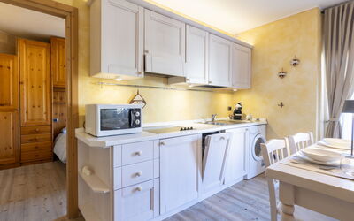 Accommodation:&nbsp;Al Forte 160.2