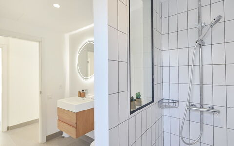 Yucas 1: Plumbing Fixture, Tap, Mirror, Sink, Bathroom, Building, Interior Design, Wood, Floor