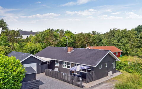 Danja - 1.7Km from the Sea: Grass, Grassland, Land Lot, Cottage, Rural Area, Meadow, Garden Buildings, Garden, Shed