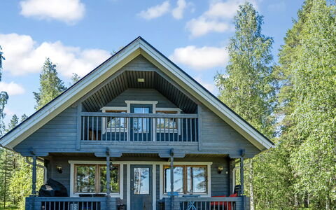 Villa Wirtanen: House, Home, Cottage, Siding, Roof, Porch, Estate, Farmhouse, Garden Buildings, Log Cabin