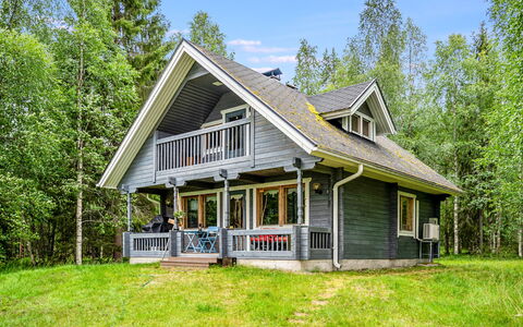 Villa Wirtanen: Wood, House, Cottage, Home, Roof, Siding, Porch, Estate, Farmhouse, Garden Buildings