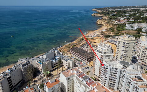 Excellent Seafront & Seaview: Building, Residential Area, City, Apartment, Urban Area, Coast, Landscape, Neighbourhood, Metropolitan Area
