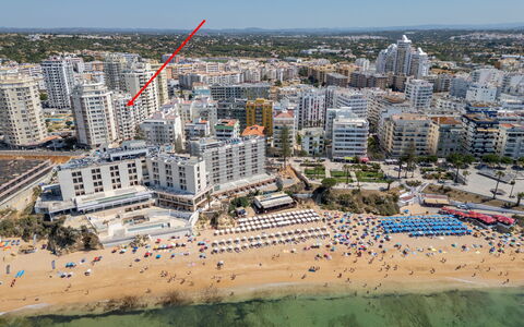 Excellent Seafront & Seaview: City, Apartment, Condominium, Metropolitan Area, Urban Design, Beach, Sea, Skyscraper, Mixed-Use