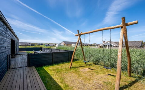 Marius - 400M from the Sea: Sky, Land Lot, Plank, Fence, Lawn, Shade, Yard, Home Fencing, Backyard, Hardwood