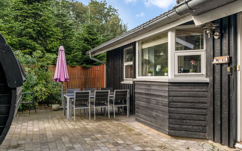Neli - 850M to the Fjord: Swimming Pool, Outdoor Furniture, Furniture, Resort, Flagstone, Eco Hotel, Shade, Chair, Leisure, Estate