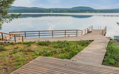 Levähdys: Swimming Pool, Resort, Outdoor Furniture, Design, Shade, Landscaping, Hotel, Water Feature, Eco Hotel