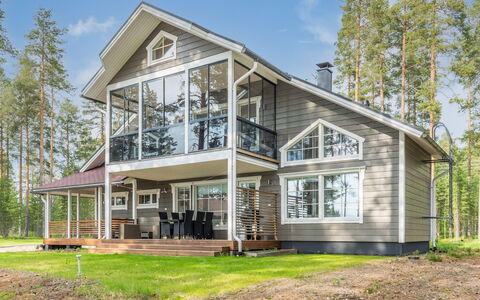 Levähdys: Furniture, Chair, Outdoor Furniture, Table, Wood, Outdoor Table, Kitchen & Dining Room Table, Shade, Garden, Umbrella