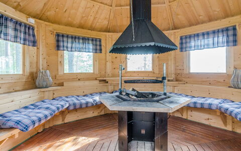 Levähdys: Furniture, Chair, Outdoor Furniture, Table, Wood, Outdoor Table, Kitchen & Dining Room Table, Shade, Garden, Umbrella