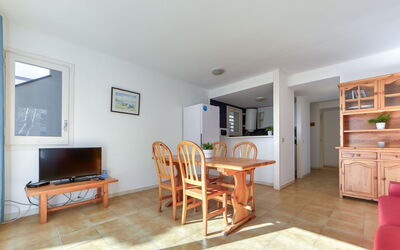 Accommodation:&nbsp;Platja de Roses 900.5