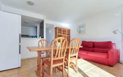 Accommodation:&nbsp;Platja de Roses 900.5