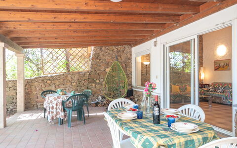 La Casa dei Nonni: Table, Furniture, Property, Chair, Interior Design, Decoration, Tablecloth, Building, Real Estate, Shade