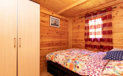 Zacisze Bałtyku: Property, Wood, Floor, Interior Design, Flooring, Hardwood, Comfort, Real Estate, Wood Stain, Ceiling