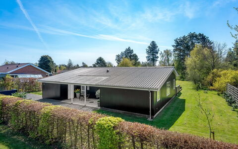 Ansine - 500M from the Sea: Wood, Roof, Architecture, Home, House, Cottage, Siding, Hardwood, Slope, Estate