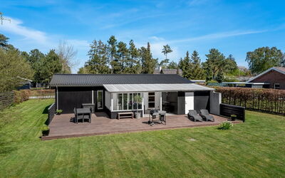 Ansine - 500M from the Sea