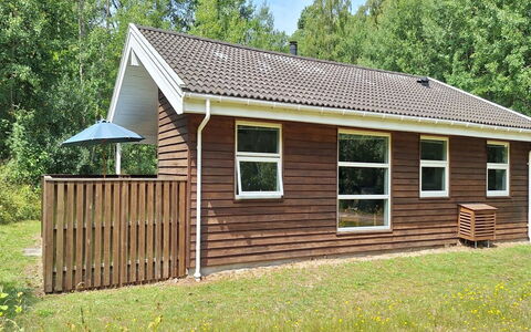Emmie - 1.2Km from the Sea: Roof, House, Residential Area, Home, Estate, Cottage, Design
