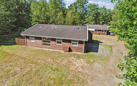 Emmie - 1.2Km from the Sea: Roof, House, Residential Area, Home, Estate, Cottage, Design