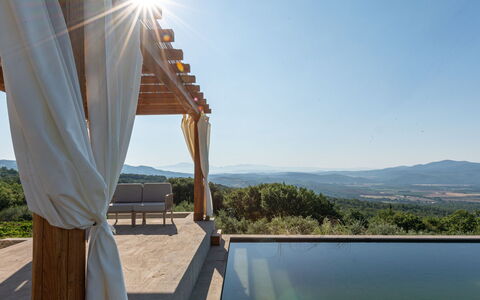 Oasi di Benessere Bio: Sky, Property, Water, Plant, Light, Azure, Wood, Shade, Architecture, Tree