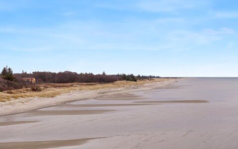 Elnur - from the Sea: Sky, Horizon, Ecoregion, Beach, Plain, Coastal And Oceanic Landforms, Coast, Sea, Shore, Sand