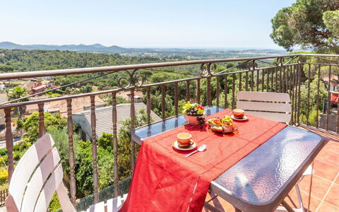 Panoramic: Outdoor Furniture, Chair, Balcony, Outdoor Table, Fence, Eco Hotel, Yard, Kitchen & Dining Room Table, Backyard