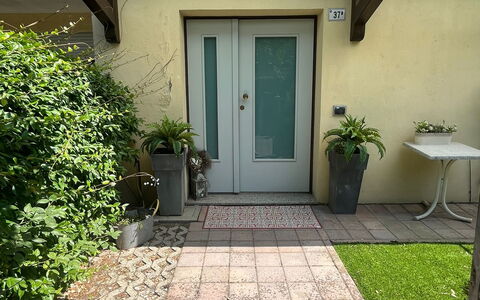 Bell'aria Apartment: Plant, Door, Building, Road Surface, Architecture, House, Grass, Residential Area, Home Door, Landscape