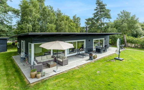 Nielsigne - 1.3Km from the Sea: Home, Cottage, Lawn, Garden, Estate, Yard, Farmhouse, Landscaping, Garden Buildings, Siding