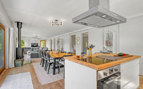 Nielsigne - 1.3Km from the Sea: Roof, House, Land Lot, Home, Cottage, Estate, Garden Buildings, Shade, Log Cabin, Landscaping