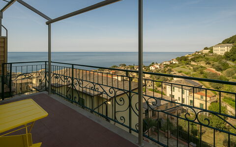 Pieve Ligure Seaside View, Wifi: Balcony, Sea, Coast, Apartment, Ocean, Handrail, Baluster, Porch, Fence, Resort