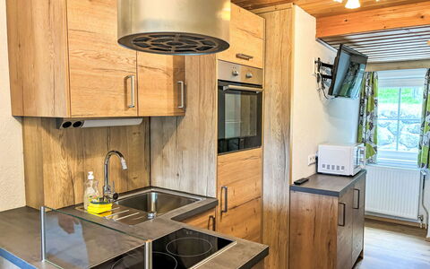 Irdning - Donnersbachtal 649: Kitchen Sink, Countertop, Tap, Sink, Property, Cabinetry, Plumbing Fixture, Kitchen Appliance, Kitchen Stove, Lighting